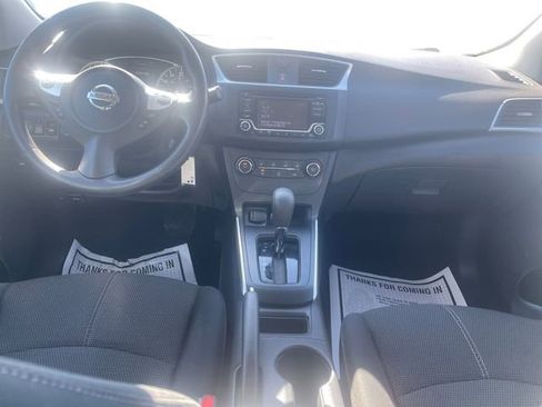 Used 2018 Nissan Sentra S image 10