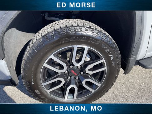 Used 2024 GMC Sierra 1500 AT4 w/ Technology Package image 32