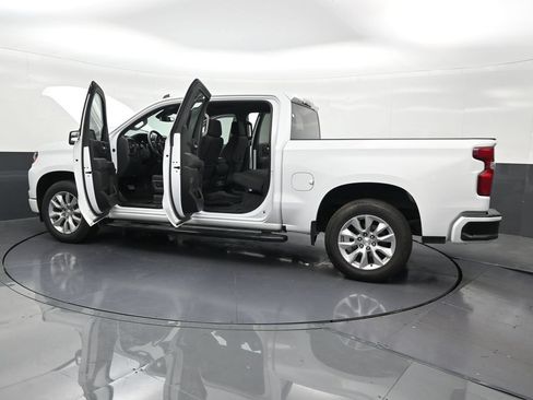 Used 2023 Chevrolet Silverado 1500 Custom RWD image 34