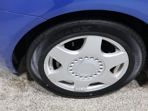 Used 1999 Volkswagen Beetle GLX image 16