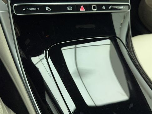 Used 2024 Mercedes-Benz C 300 4MATIC Sedan image 33