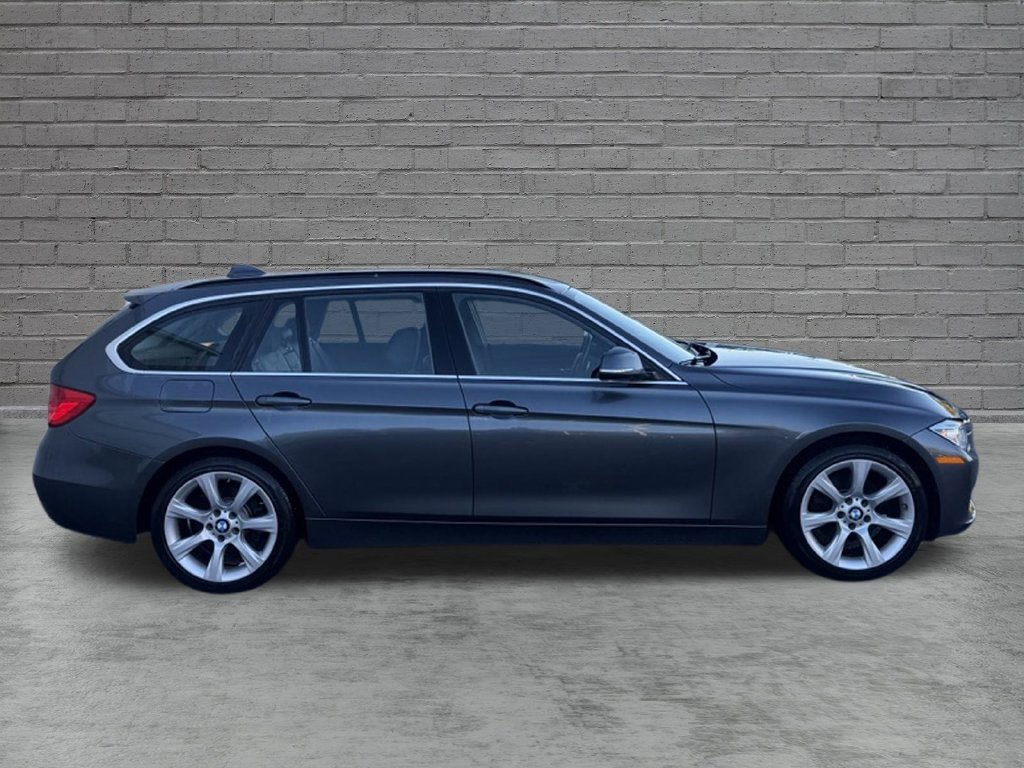 Used 2015 BMW 328i xDrive Wagon AWD/4WD image 9