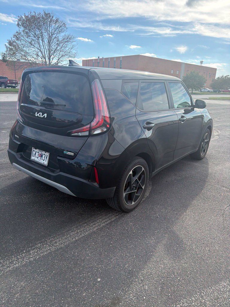Certified 2023 Kia Soul EX FWD image 6