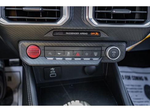 Used 2025 Ford Mustang GT Premium RWD image 17