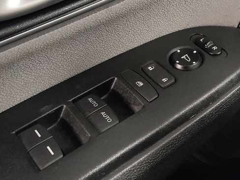 Used 2018 Honda CR-V EX image 27