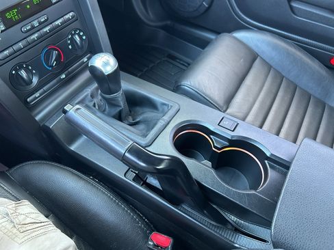 Used 2008 Ford Mustang GT RWD image 17