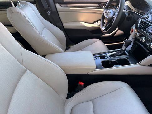 Used 2020 Honda Accord LX image 12