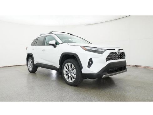 New 2025 Toyota RAV4 Limited image 29