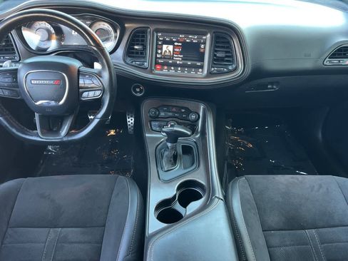 Used 2020 Dodge Challenger R/T Scat Pack RWD image 4