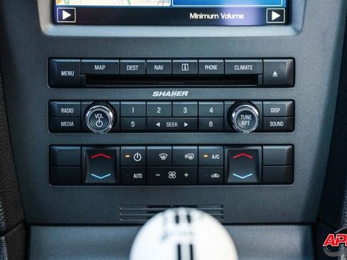 Used 2010 Ford Mustang Shelby GT500 image 17