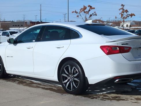 Used 2022 Chevrolet Malibu RS image 3