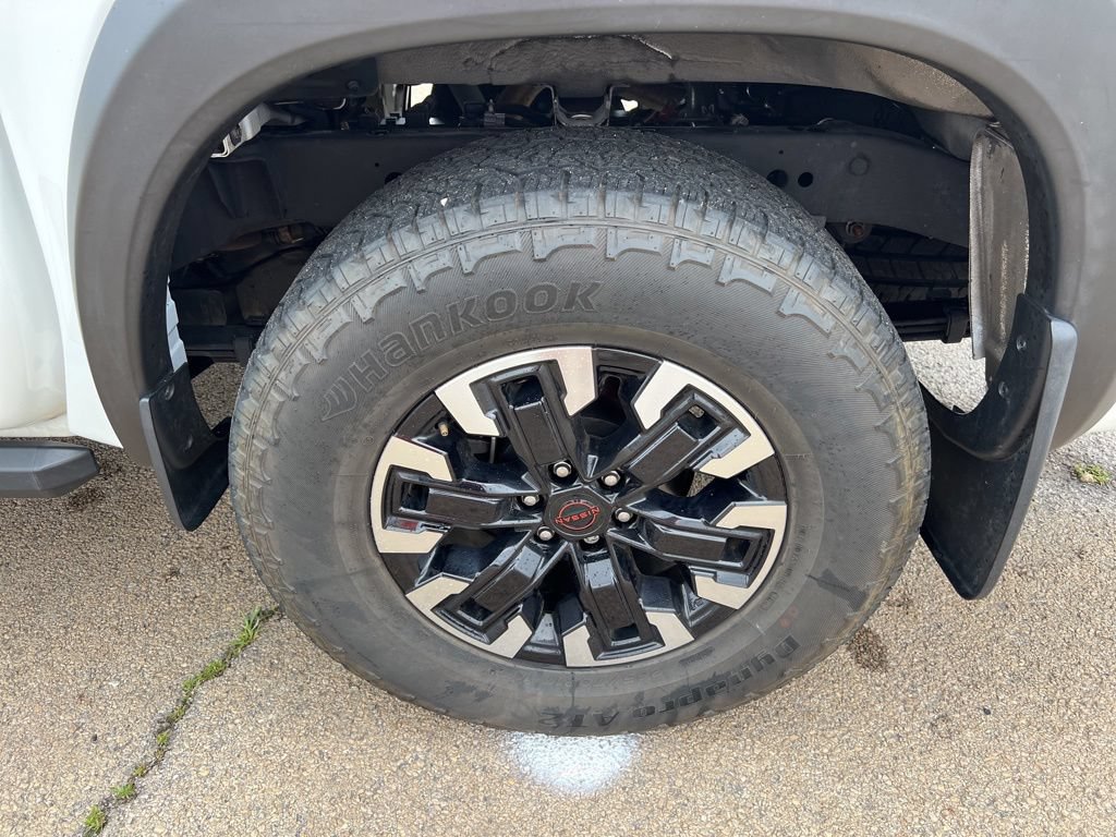 Used 2023 Nissan Frontier PRO-4X w/ Tow Package AWD/4WD image 10