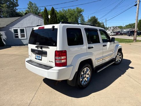 Used 2012 Jeep Liberty Sport AWD/4WD image 6