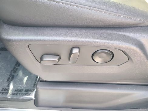 Used 2023 GMC Sierra 1500 SLT w/ SLT Premium Plus Package image 20