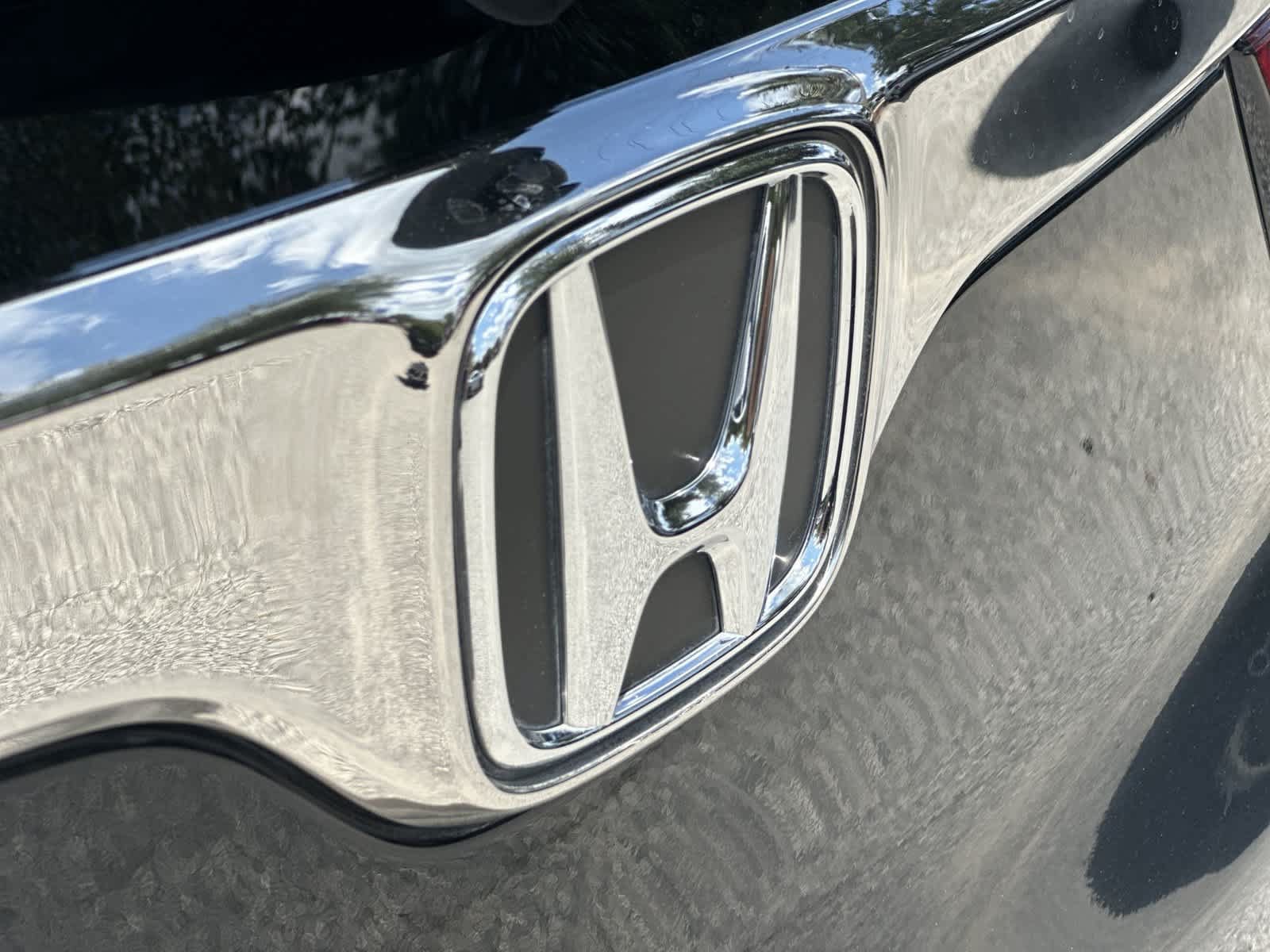 Used 2020 Honda CR-V Touring image 10