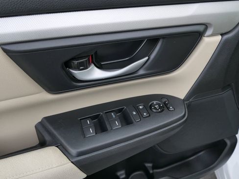 Used 2019 Honda CR-V LX image 14