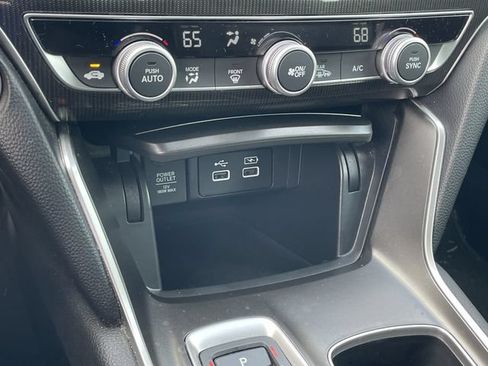 Used 2022 Honda Accord Sport image 18