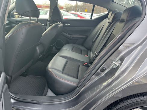 Used 2025 Nissan Altima 2.5 SR image 20