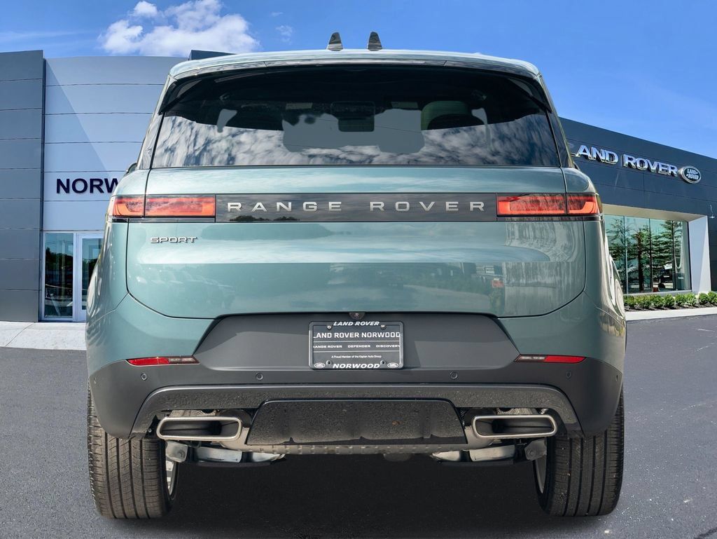 New 2027 Land Rover Range Rover Sport SE AWD/4WD image 5