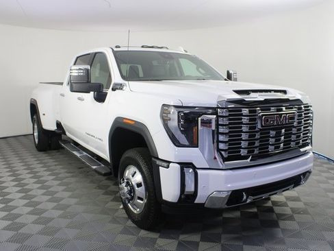 New 2026 GMC Sierra 3500 Denali image 31