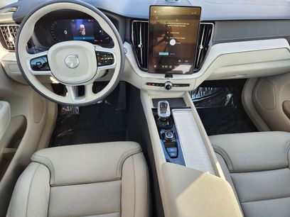 New 2026 Volvo XC60 B5 Ultra w/ Climate Package