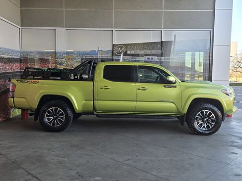 Certified 2023 Toyota Tacoma TRD Sport image 4