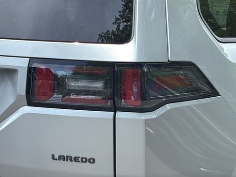 New 2026 Jeep Cherokee Laredo AWD/4WD image 27