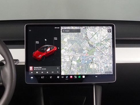 Used 2021 Tesla Model Y Long Range AWD/4WD image 23