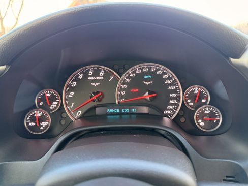 Used 2005 Chevrolet Corvette Coupe w/ Preferred Equipment Group image 15