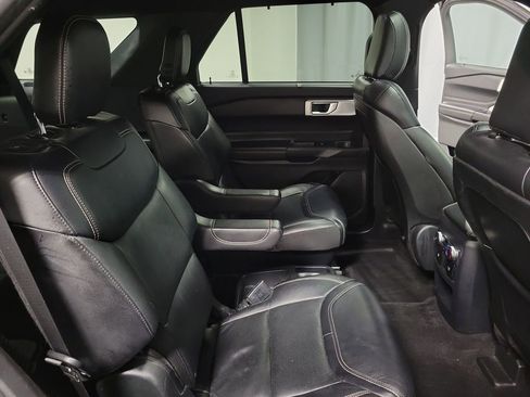 Used 2020 Ford Explorer ST w/ Premium Technology Package image 24