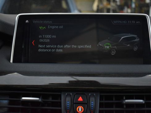 Used 2018 BMW X5 xDrive50i w/ M Sport Package image 21