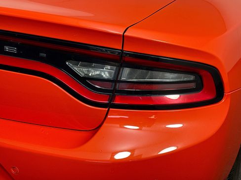 Used 2021 Dodge Charger SXT image 34