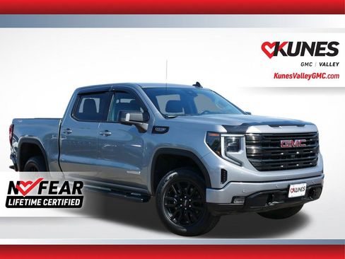 Used 2024 GMC Sierra 1500 Elevation w/ Elevation Premium Package AWD/4WD image 1