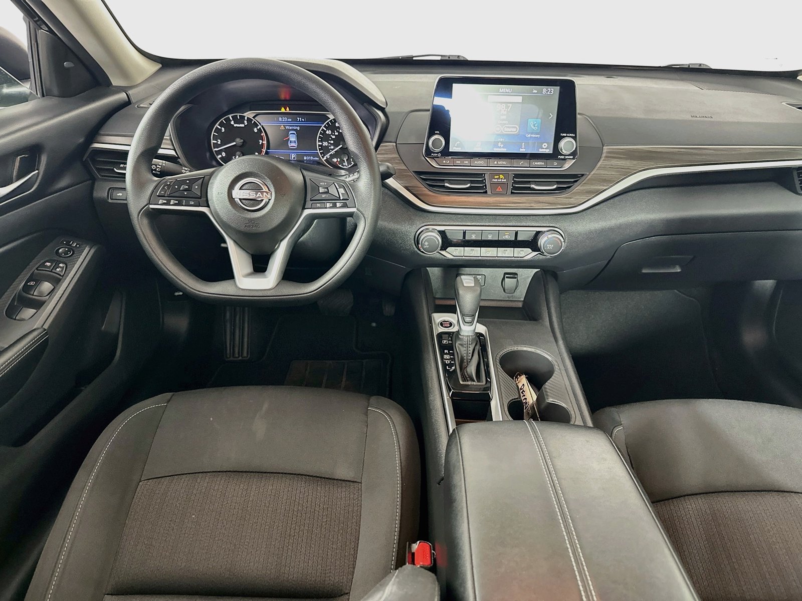 Used 2025 Nissan Altima 2.5 SV FWD image 20