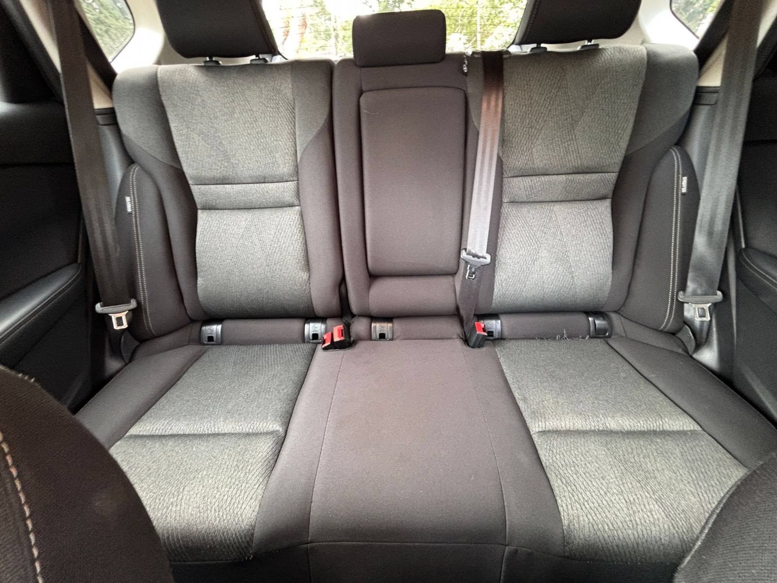 Used 2025 Nissan Rogue SV FWD image 39