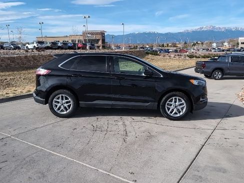 Used 2024 Ford Edge SEL AWD/4WD image 8