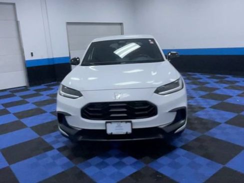Used 2024 Honda HR-V Sport image 3