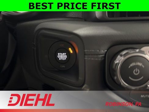 New 2026 Jeep Wrangler Unlimited Sahara AWD/4WD image 27