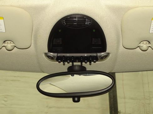 Used 2011 MINI Cooper Hardtop image 24