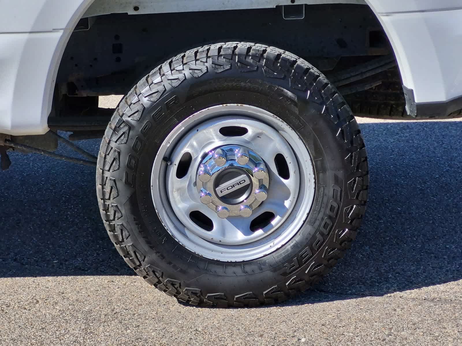 Used 2021 Ford F250 XL w/ Power Equipment Group AWD/4WD image 14