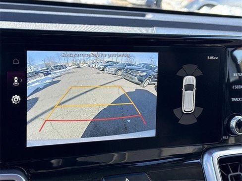 Used 2023 Kia Sorento EX image 20