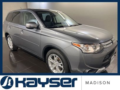 Used 2015 Mitsubishi Outlander SE
