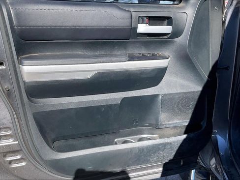 Used 2017 Toyota Tundra Limited image 21