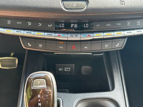 Used 2020 Cadillac XT4 Sport AWD/4WD image 37