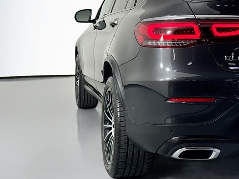 Used 2022 Mercedes-Benz GLC 300 4MATIC Coupe image 15