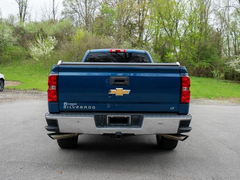 Used 2017 Chevrolet Silverado 1500 LT w/ LT Convenience Package AWD/4WD image 4