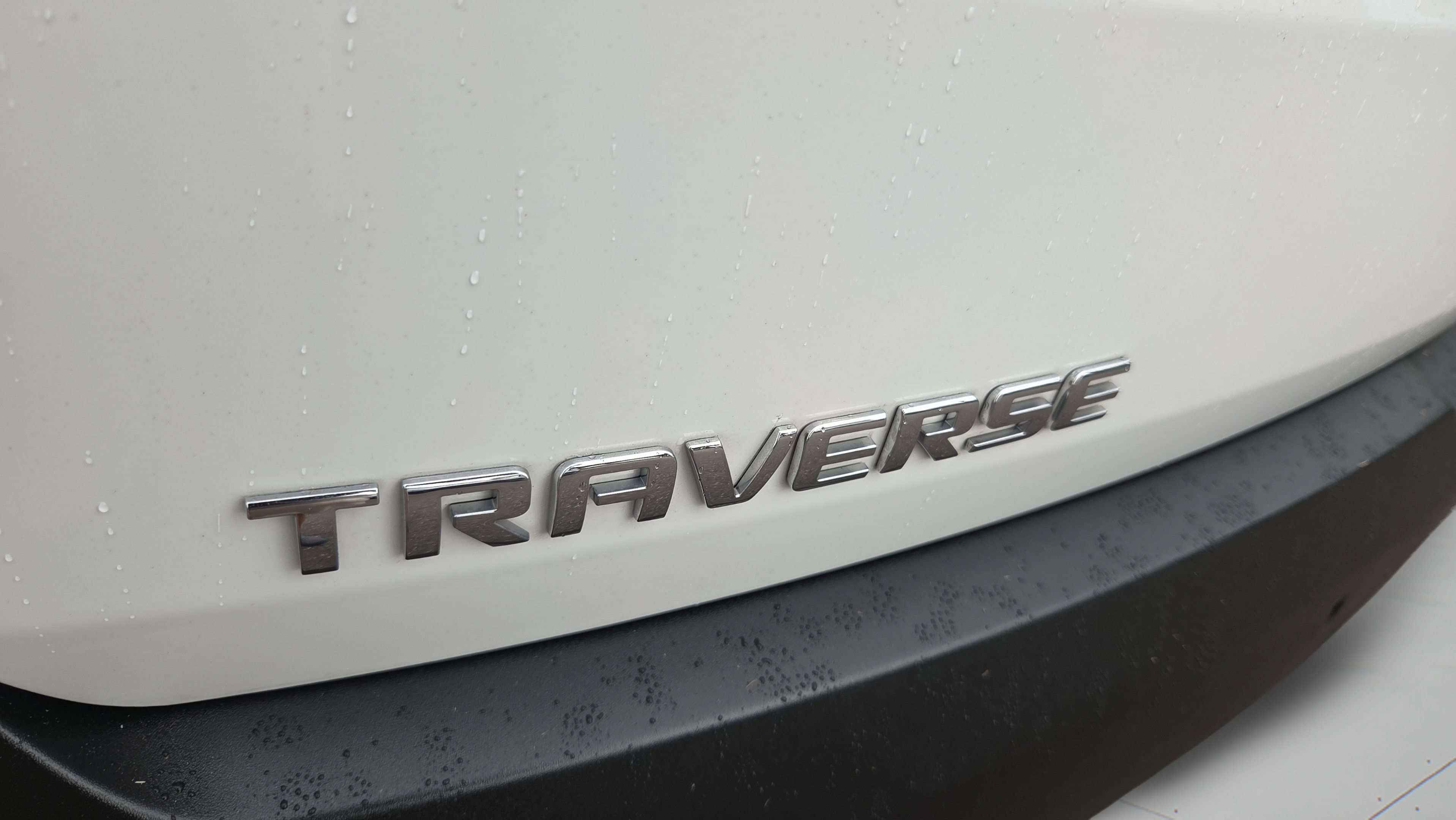 Used 2021 Chevrolet Traverse LT FWD image 15