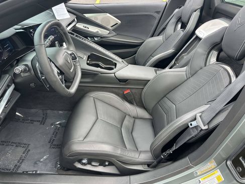 Used 2023 Chevrolet Corvette Stingray Preferred Conv w/ Z51 Performance Package RWD image 17