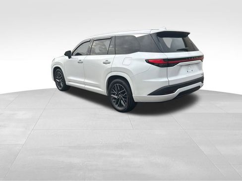 Used 2024 Lexus TX 350 AWD image 4