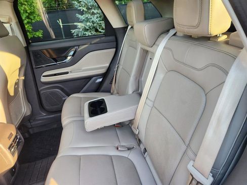 Certified 2022 Lincoln Corsair AWD w/ Premium Package image 23